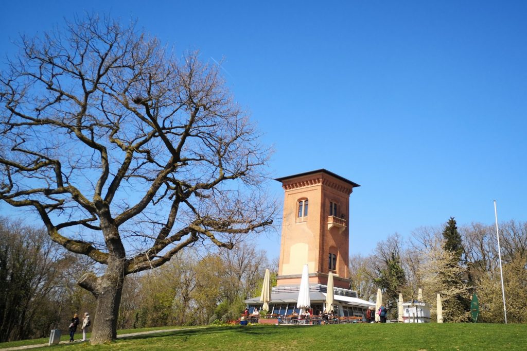 "Restraunt Turm" auf dem Neroberg in Wiesbaden