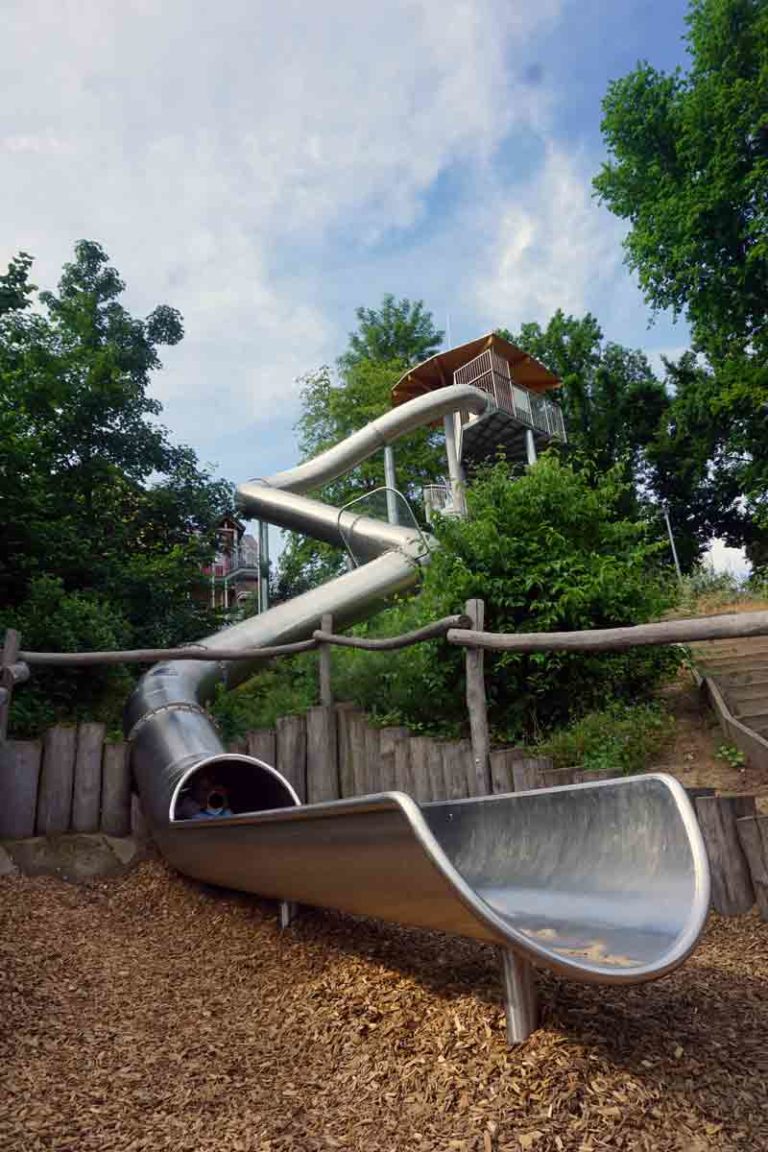 Rutsche in Alzenau Mehrgenerationenpark
